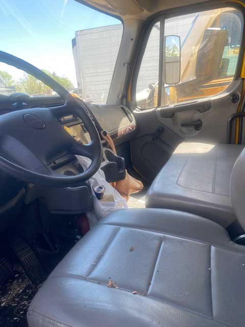 2016 Freightliner M2 Box Truck - Image 7