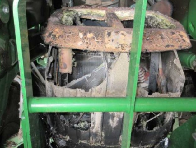 2016 John Deere 6130M Tractor - Image 14