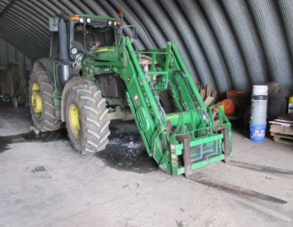2016 John Deere 6130M Tractor - Image 4