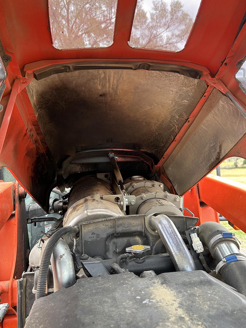 2016 Kubota M5-111 Tractor - Image 5