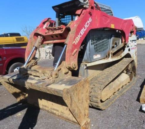 2016 Takeuchi TL12V-2 Skid Steer