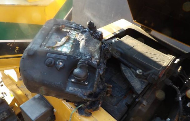 2017 Vermeer PTX40 Trencher - Image 4