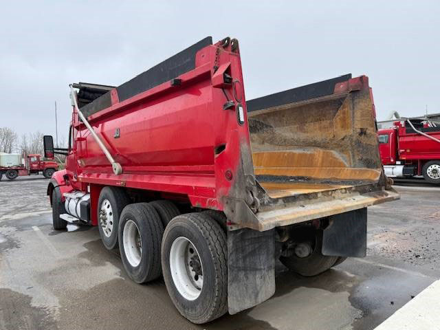 2018 Kenworth T880 Dump Truck - Image 3