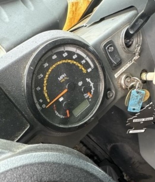 2018 Mack MRU Garbage Truck - Image 13