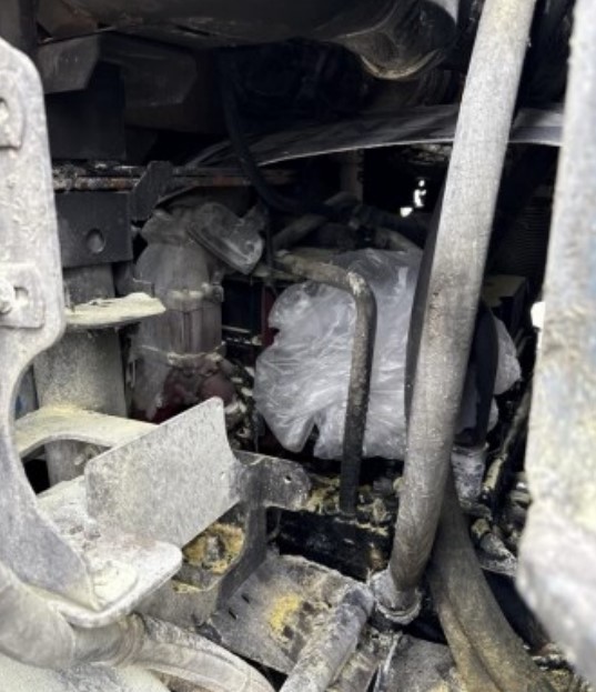 2018 Mack MRU Garbage Truck - Image 9