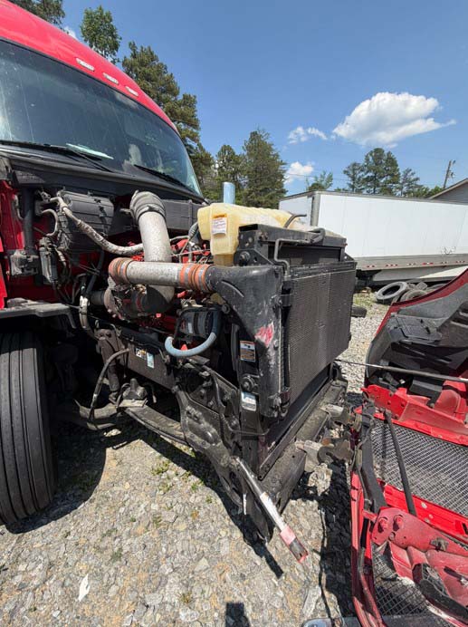 2019 Kenworth T680 - Image 3