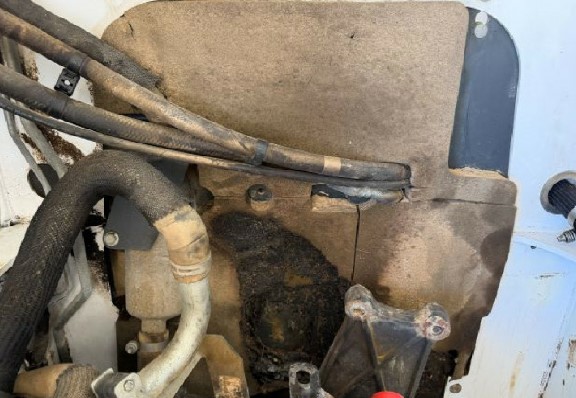 2020 Bobcat T76 Skid Steer - Image 12