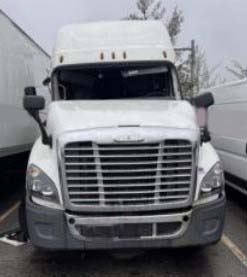 2020 Freightliner Cascadia 125 - Image 2
