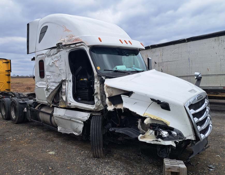 2020 Freightliner Cascadia - Image 5