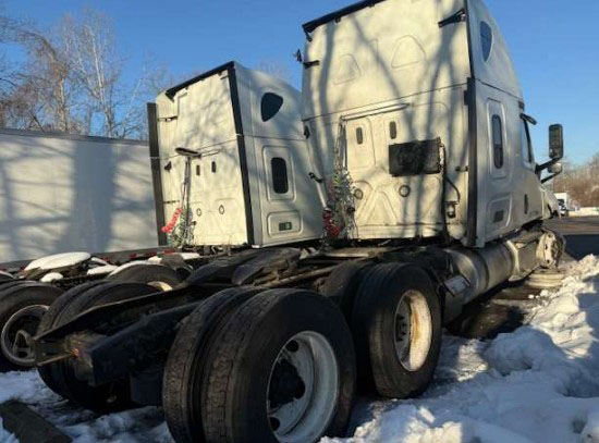 2020 Freightliner New Cascadia - Image 3