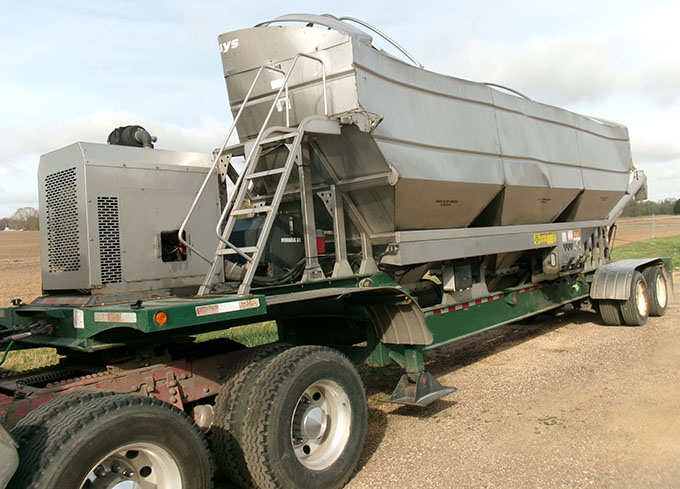 2020 Hays LTI 24TATRD36 Auger Tender - Image 2