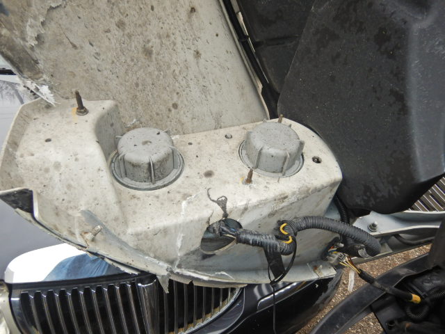 2020 International MV607 Box Truck - Image 9