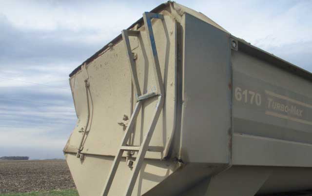 2020 Kenworth T370 - Image 2