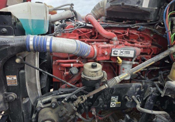 2020 Kenworth T680 - Image 15