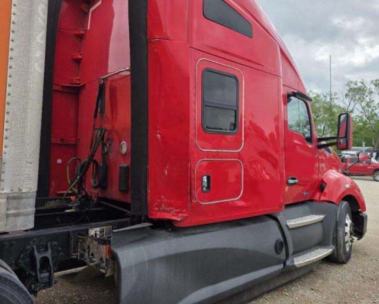 2020 Kenworth T680 - Image 2