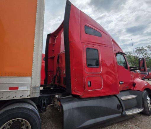 2020 Kenworth T680 - Image 22
