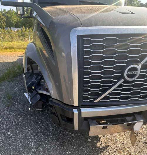 2020 Volvo VNL 860 - Image 11