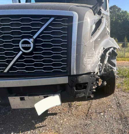 2020 Volvo VNL 860 - Image 12