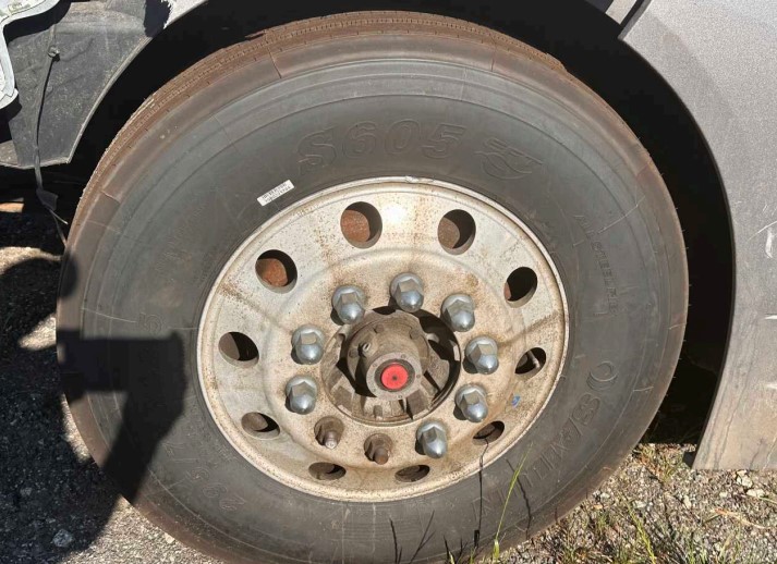 2020 Volvo VNL 860 - Image 18