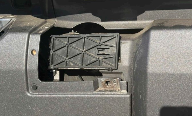 2020 Volvo VNL 860 - Image 22