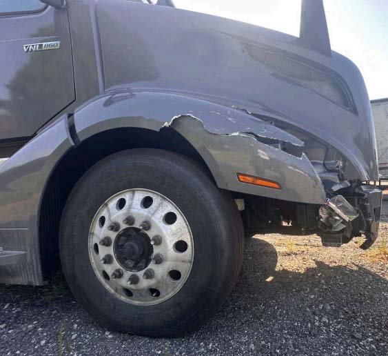 2020 Volvo VNL 860 - Image 9