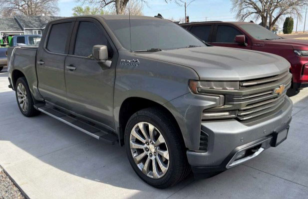 2021 Chevrolet Silverado High Country - Image 2