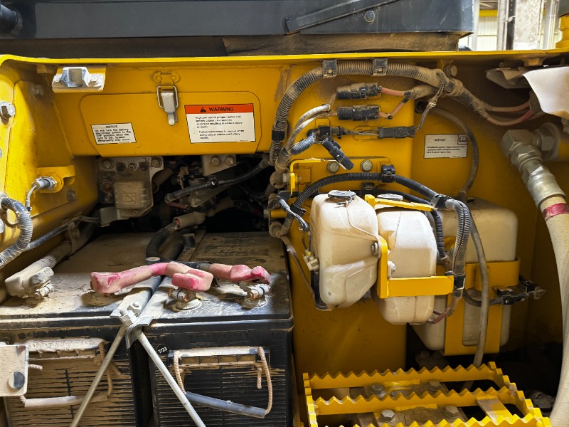 2021 Komatsu D61PX Dozer - Image 15