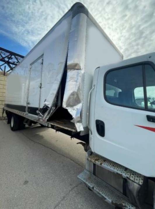 2022 Freightliner M2 106 Box Truck - Image 4