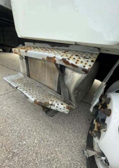 2022 Freightliner M2 106 Box Truck - Image 7