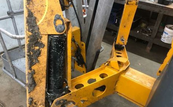 2022 Haulotte 6543A Towable Boom Lift - Image 17