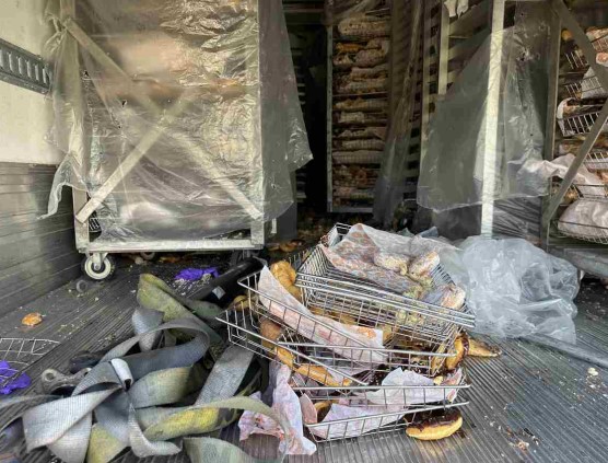 2022 Isuzu NRR - Image 19