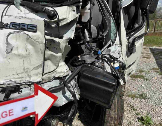 2022 Isuzu NRR - Image 6