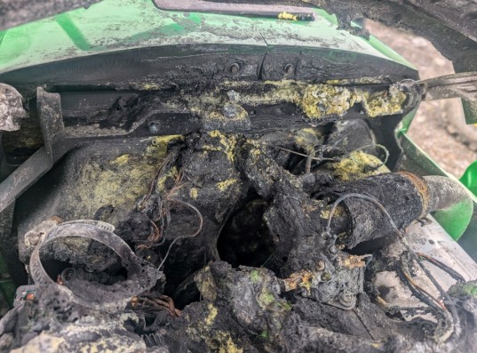 2022 John Deere 3039R Tractor - Image 17