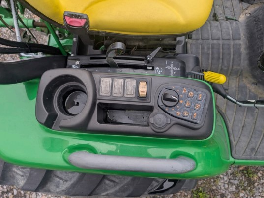 2022 John Deere 3039R Tractor - Image 19