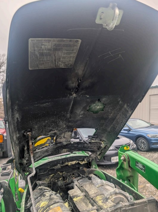 2022 John Deere 3039R Tractor - Image 2