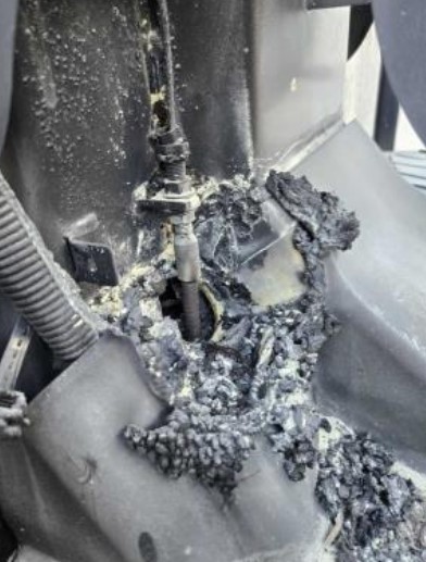 2022 Kubota M5-111D Tractor - Image 10