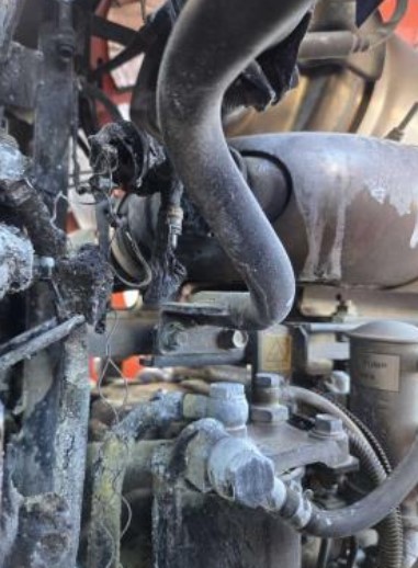 2022 Kubota M5-111D Tractor - Image 12