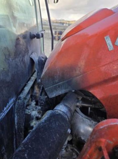 2022 Kubota M5-111D Tractor - Image 3