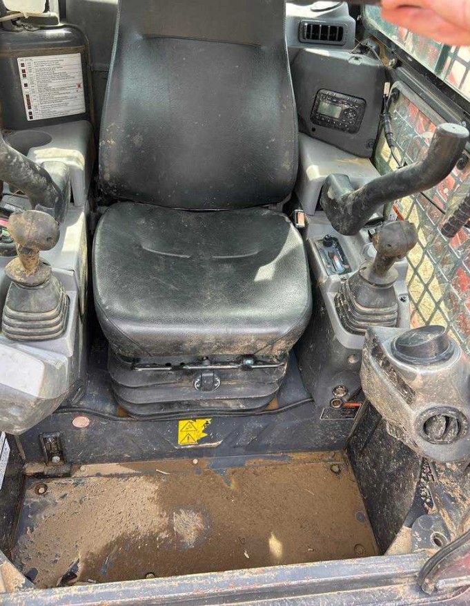 2022 Kubota SVL75-2 Skid Steer - Image 5