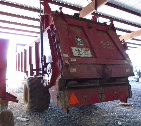 2022 Meyer CropMax 9524 Manure Spreader - Image 5