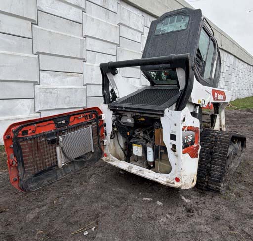 2023 Bobcat T76 Skid Steer - Image 2