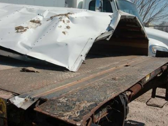 2023 Freightliner M2-106 Box Truck - Image 10