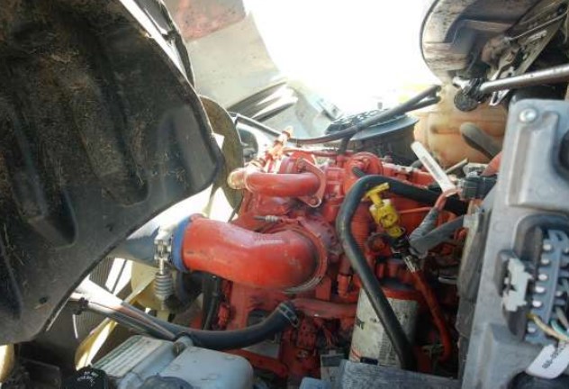 2023 Freightliner M2-106 Box Truck - Image 20