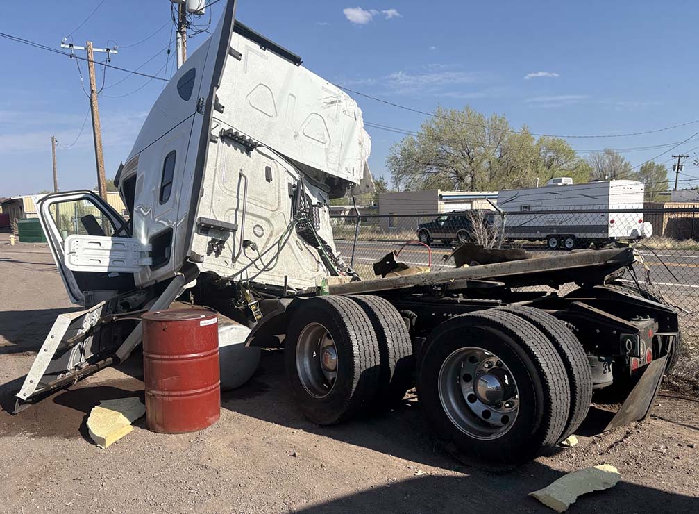 2024 Freightliner Cascadia - Image 2
