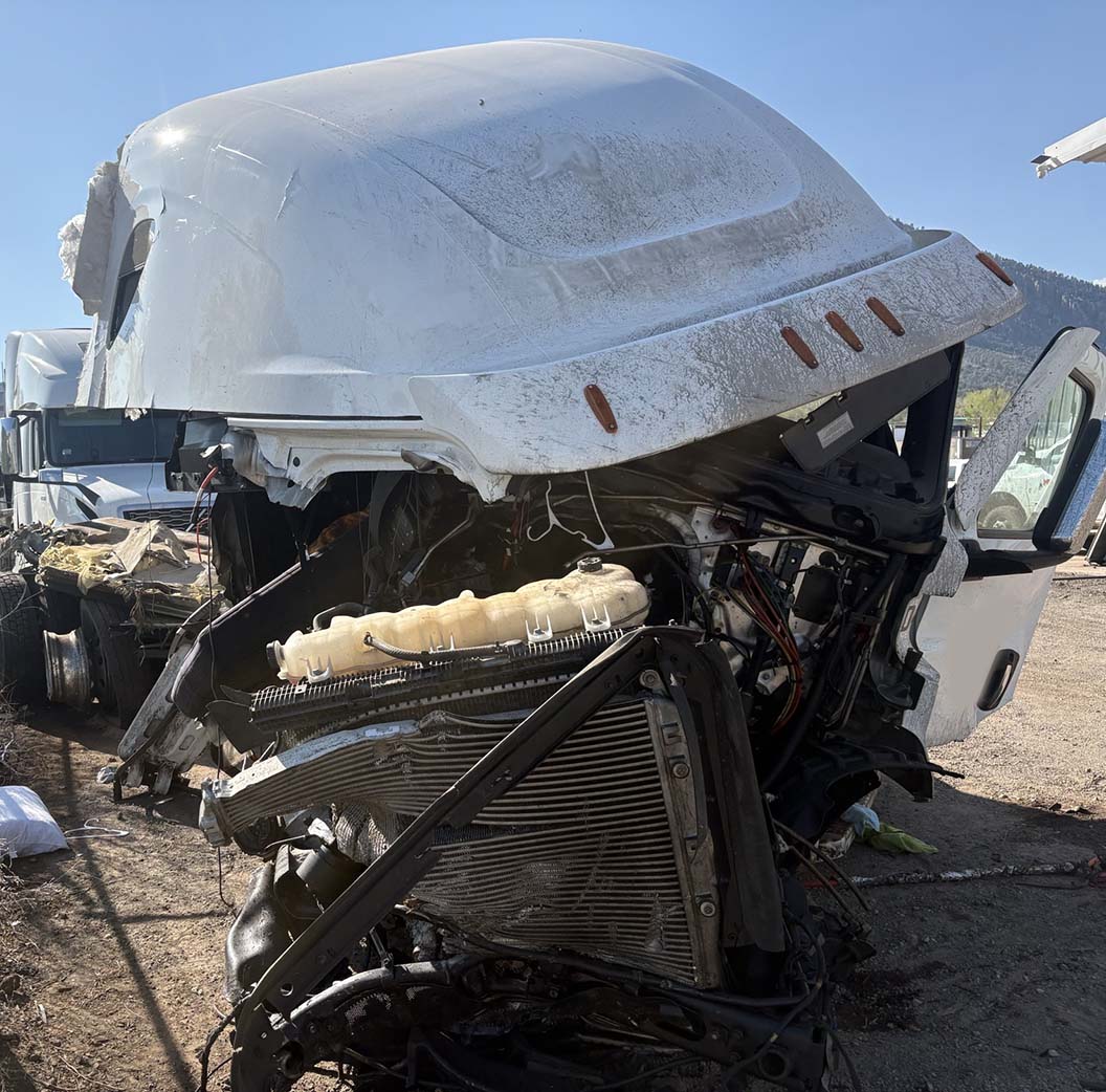 2024 Freightliner Cascadia - Image 3