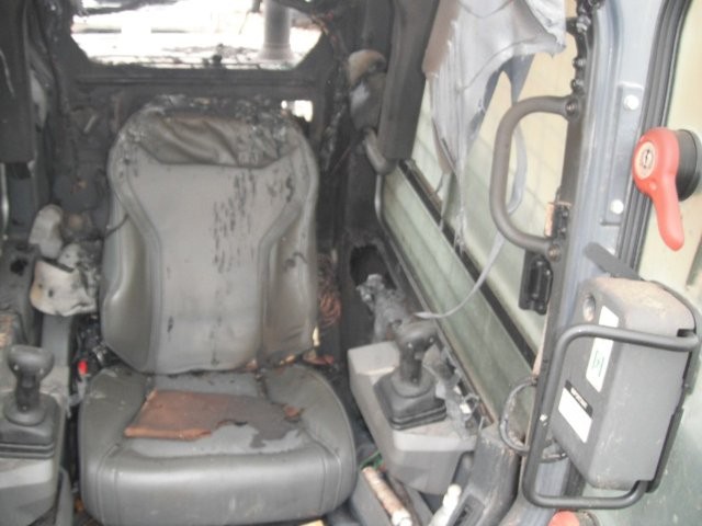 2024 John Deere 333P Skid Steer - Image 7