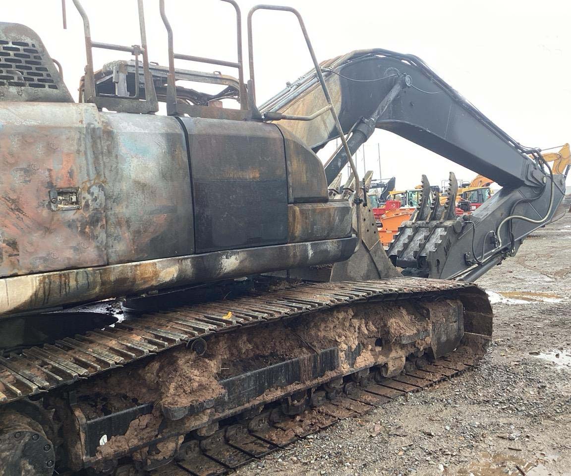 2025 John Deere 250P Excavator - Image 5