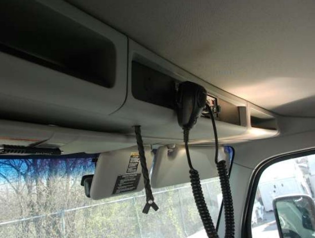 2025 Kenworth T880 Dump Truck - Image 13