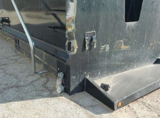 2025 Kenworth T880 Dump Truck - Image 19