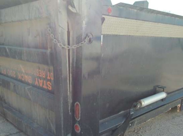 2025 Kenworth T880 Dump Truck - Image 20